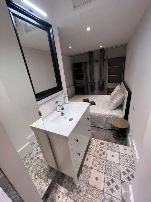 Appt Coup De Coeur Hyper Centre - Wifi Apartment Orleans Exterior photo